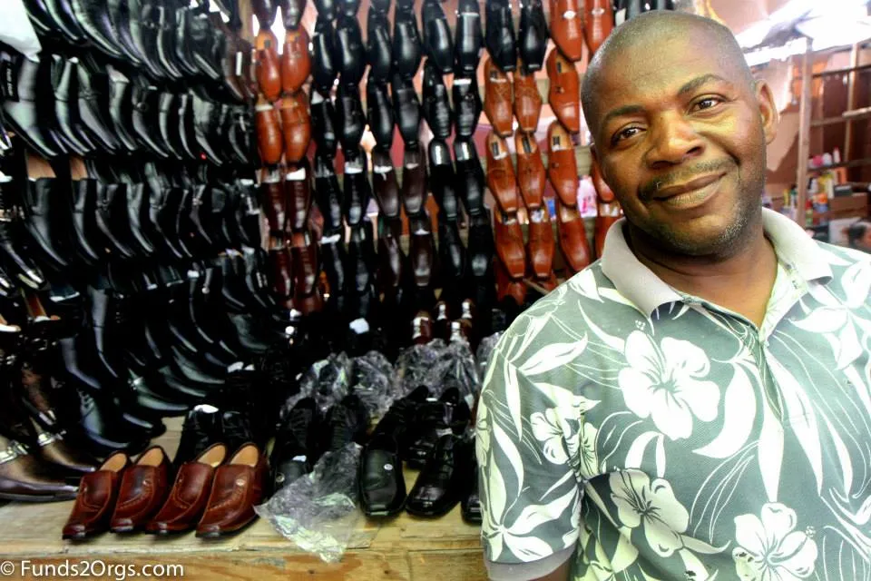Pty Ltd vs CC vs Sole Proprietor: Which Business Structure Wins in SA? 1 South African small business owner at work